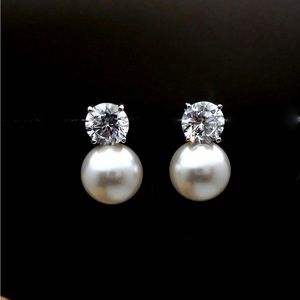 Pearl & Cz earrings!